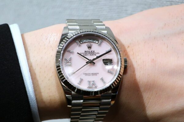 気品あふれるピンク・Ref.128239