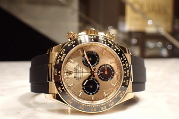 2024年製・【Ref.126518LN】シャンパン＆ブライトブラック文字盤